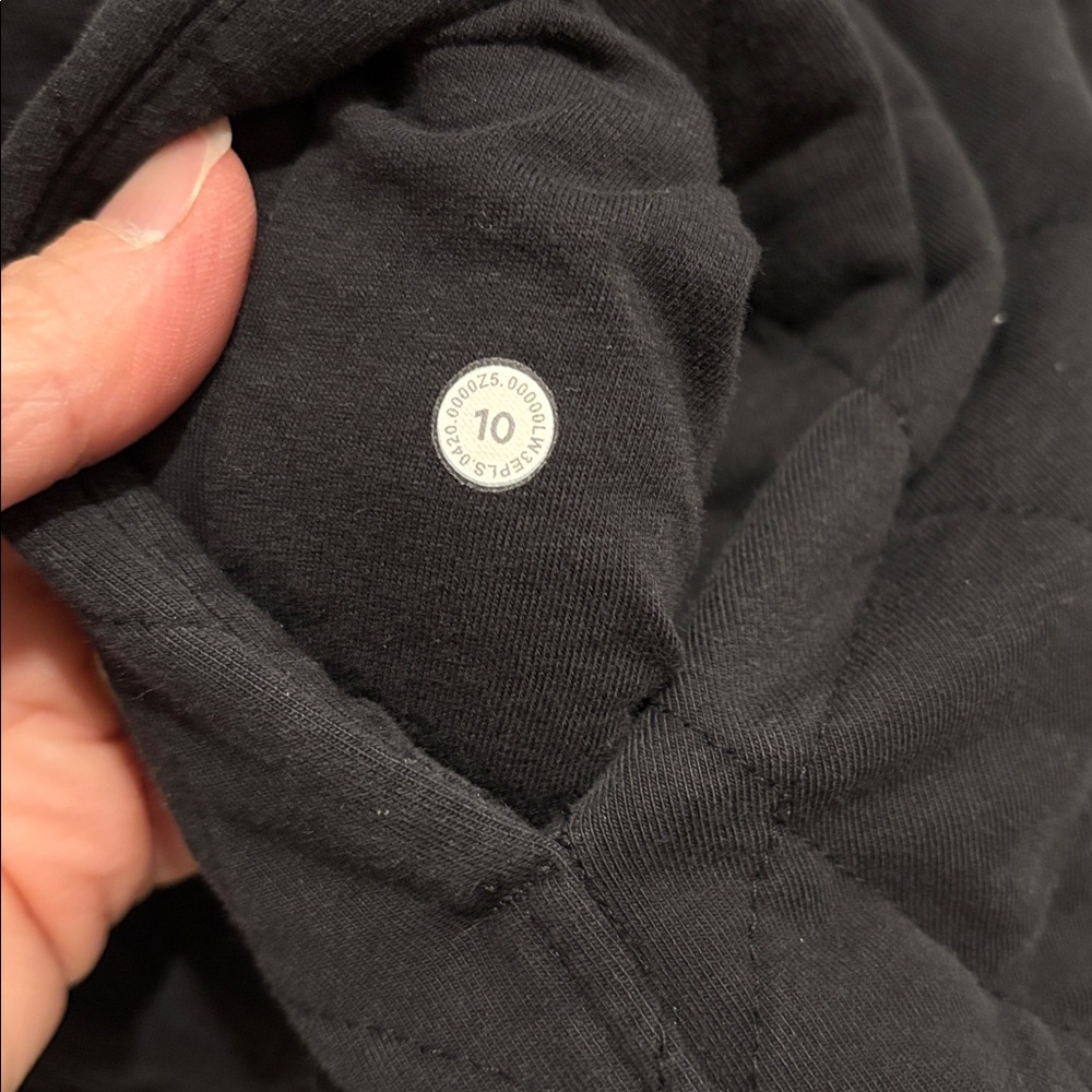 Lululemon Quilted Calm Jacket - Picture 4 of 6